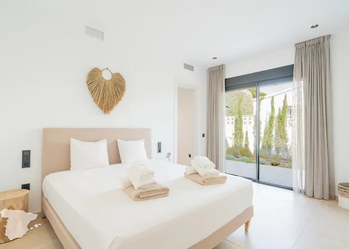 Costablancadreams Besa In Villa Calpe