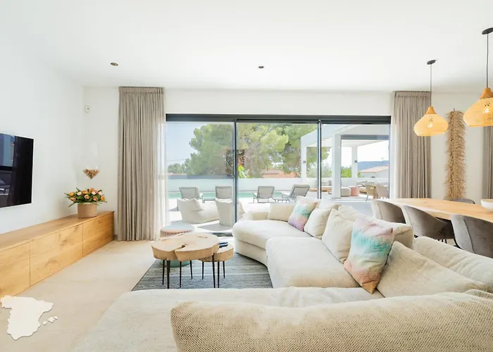 Villa Costablancadreams Besa In Calpe